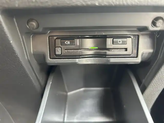 トヨタ ヴェルファイア 2．4Z ゴールデンアイズ 埼玉県 2012(平24)年 12.9万km ブラック (株)IDOMが運営する【じしゃロン熊谷店】の自社ローン専用車両になりますこちらは現金またはオートローンご利用時の価格です。自社ローンご希望の方は別途その旨お申付け下さい/社外アルパインSDナビ　EX0C9V/（フルセグTV/BT/DVD/CD/AM/FM)/車高調/フリップダウンモニター/パワーバックドア/ETC/バックカメラ/クルーズコントロール/コーナーセンサー/スペアキー１本/オットマン/ウォークスルー/電動格納ミラー/MT付オートマ/オートライト/ABS/純正フロアマット/純正１８インチアルミホイール/プッシュスタート