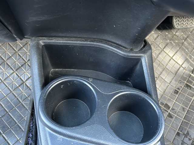 トヨタ アクア G ブラックソフトレザーセレ 長野県 2015(平27)年 8.6万km ダークバイオレットマイカメタリック ・クルーズコントロール/・社外ナビ/(Bluetooth/フルセグTV/CD/DVD)/・純正ビルトインETC/・純正フロアマット/・レザーシート/・シートヒーター(D+N席)/・社外15インチアルミホイール/・オートライト/・取扱説明書/・保証書/・スペアキー