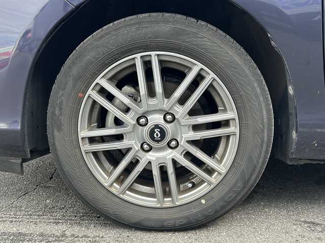 トヨタ アクア G ブラックソフトレザーセレ 長野県 2015(平27)年 8.6万km ダークバイオレットマイカメタリック ・クルーズコントロール/・社外ナビ/(Bluetooth/フルセグTV/CD/DVD)/・純正ビルトインETC/・純正フロアマット/・レザーシート/・シートヒーター(D+N席)/・社外15インチアルミホイール/・オートライト/・取扱説明書/・保証書/・スペアキー