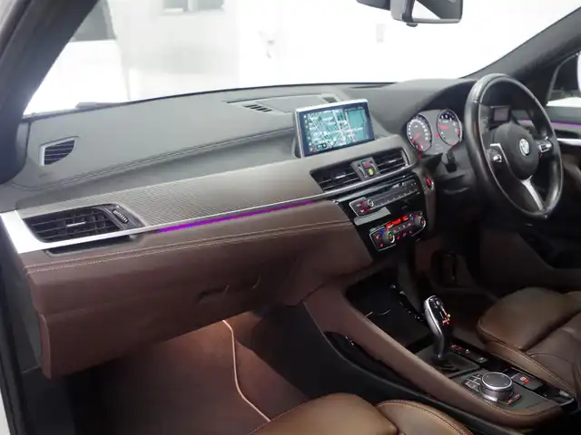 ＢＭＷ Ｘ２ M35i 兵庫県 2020(令2)年 5.6万km アルピンホワイトⅢ パノラマサンルーフ/モカレザーシート/シートヒーター/パワーシート/ACC/LDW/HUD/純正ナビ/バックカメラ/ETC/パワーバックドア/LEDヘッドライト/純正19インチAW/純正フロアマット/前後ドライブレコーダー