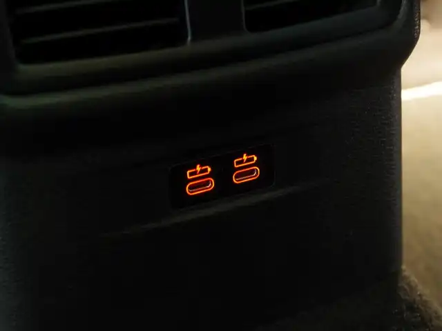 ＢＭＷ Ｘ２ M35i 兵庫県 2020(令2)年 5.6万km アルピンホワイトⅢ パノラマサンルーフ/モカレザーシート/シートヒーター/パワーシート/ACC/LDW/HUD/純正ナビ/バックカメラ/ETC/パワーバックドア/LEDヘッドライト/純正19インチAW/純正フロアマット/前後ドライブレコーダー