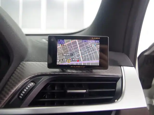 ＢＭＷ Ｘ２ M35i 兵庫県 2020(令2)年 5.6万km アルピンホワイトⅢ パノラマサンルーフ/モカレザーシート/シートヒーター/パワーシート/ACC/LDW/HUD/純正ナビ/バックカメラ/ETC/パワーバックドア/LEDヘッドライト/純正19インチAW/純正フロアマット/前後ドライブレコーダー