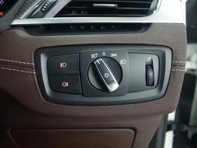 ＢＭＷ Ｘ２ M35i 兵庫県 2020(令2)年 5.6万km アルピンホワイトⅢ パノラマサンルーフ/モカレザーシート/シートヒーター/パワーシート/ACC/LDW/HUD/純正ナビ/バックカメラ/ETC/パワーバックドア/LEDヘッドライト/純正19インチAW/純正フロアマット/前後ドライブレコーダー