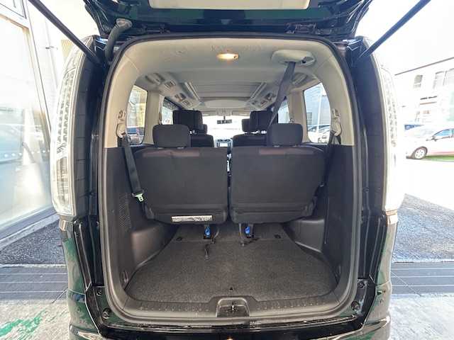 日産 セレナ ハイウェイS G Sハイブリッド 宮城県 2012(平24)年 6.9万km スーパーブラック 純正ナビゲーション　/　（ワンセグテレビ　Ｂｌｕｅｔｏｏｔｈ　CD/DVD　FM/AM）/８人乗り３列シート　/ワンオーナー　/保証書/取扱説明書/アラウンドビューモニター/バックカメラ/両側パワースライドドア/横滑り防止/アイドリングストップ/クルーズコントロール/純正フロアマット/電動格納ミラー/ビルトインETC/パノラミックルーフ/ドアバイザー/オートライト