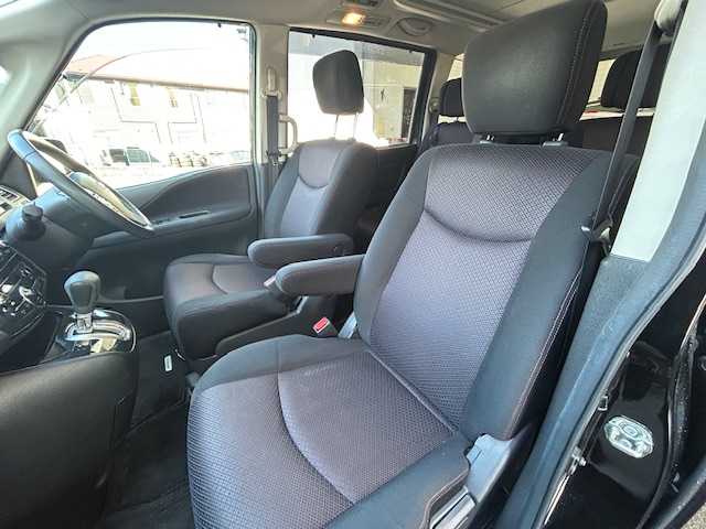 日産 セレナ ハイウェイS G Sハイブリッド 宮城県 2012(平24)年 6.9万km スーパーブラック 純正ナビゲーション　/　（ワンセグテレビ　Ｂｌｕｅｔｏｏｔｈ　CD/DVD　FM/AM）/８人乗り３列シート　/ワンオーナー　/保証書/取扱説明書/アラウンドビューモニター/バックカメラ/両側パワースライドドア/横滑り防止/アイドリングストップ/クルーズコントロール/純正フロアマット/電動格納ミラー/ビルトインETC/パノラミックルーフ/ドアバイザー/オートライト