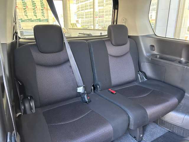 日産 セレナ ハイウェイS G Sハイブリッド 宮城県 2012(平24)年 6.9万km スーパーブラック 純正ナビゲーション　/　（ワンセグテレビ　Ｂｌｕｅｔｏｏｔｈ　CD/DVD　FM/AM）/８人乗り３列シート　/ワンオーナー　/保証書/取扱説明書/アラウンドビューモニター/バックカメラ/両側パワースライドドア/横滑り防止/アイドリングストップ/クルーズコントロール/純正フロアマット/電動格納ミラー/ビルトインETC/パノラミックルーフ/ドアバイザー/オートライト