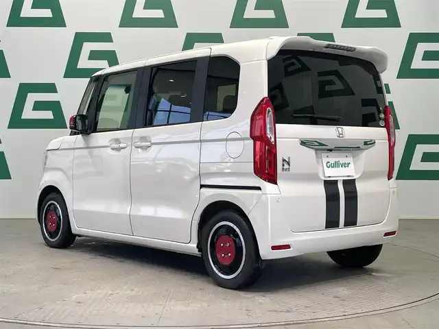 ホンダ Ｎ ＢＯＸ G L ホンダセンシング 鹿児島県 2020(令2)年 2.7万km プラチナホワイトパール 禁煙車/純正SDナビ【VXU-207NBi】/ (Bluetooth.TV.CD.DVD)/ワンセグTV/バックモニター/ホンダセンシング/・アダプティブクルーズコントロール/・レーンキープアシスト/・ロードサインアシスト/片側パワースライドドア/ビルトインETC/社外アルミホイール/電動格納ミラー