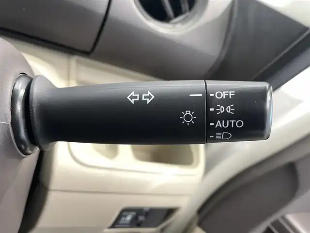 ホンダ Ｎ ＢＯＸ G L ホンダセンシング 鹿児島県 2020(令2)年 2.7万km プラチナホワイトパール 禁煙車/純正SDナビ【VXU-207NBi】/ (Bluetooth.TV.CD.DVD)/ワンセグTV/バックモニター/ホンダセンシング/・アダプティブクルーズコントロール/・レーンキープアシスト/・ロードサインアシスト/片側パワースライドドア/ビルトインETC/社外アルミホイール/電動格納ミラー