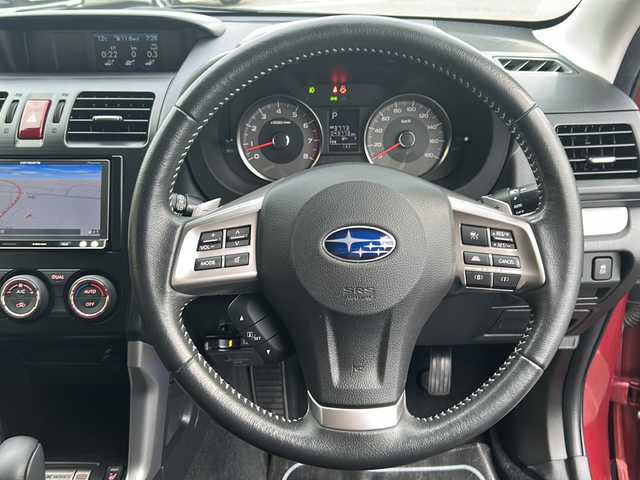 スバル フォレスター 2．0i－L アイサイト 新潟県 2013(平25)年 4.4万km ヴェネチアンレッドパール 社外メモリーナビ/フルセグＴＶ・CD・ＤＶＤ再生/レーダークルーズコントロール/サンルーフ/バックカメラ/パワーシート/シートヒーター/ダウンヒルアシストコントロール/Ｘmode/ETC/アイドリングストップ/リアフォグ/フォグランプ/スマートキー
