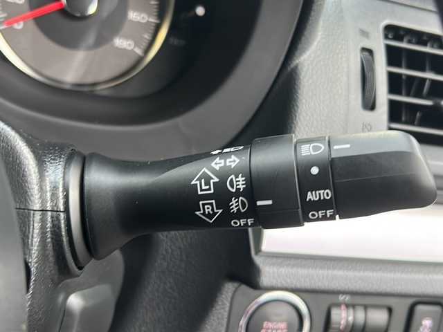 スバル フォレスター 2．0i－L アイサイト 新潟県 2013(平25)年 4.4万km ヴェネチアンレッドパール 社外メモリーナビ/フルセグＴＶ・CD・ＤＶＤ再生/レーダークルーズコントロール/サンルーフ/バックカメラ/パワーシート/シートヒーター/ダウンヒルアシストコントロール/Ｘmode/ETC/アイドリングストップ/リアフォグ/フォグランプ/スマートキー