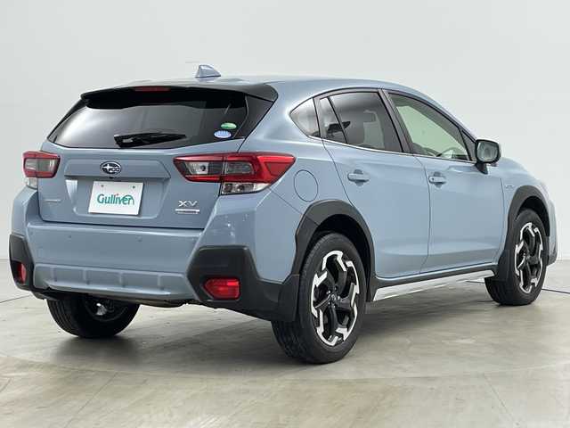 スバル ＸＶ ハイブリッド アドバンス 道央・札幌 2020(令2)年 2.4万km クールグレーカーキ ・4WD/・純正8インチナビ(フルセグTV/CD/DVD/BT/USB)/・DIATONEサウンド/・バックカメラ/・アイサイトVer.3/・レーダークルーズコントロール/・ブラインドスポットモニター/・ハーフレザーシート/・前席パワーシート/・運転席シートメモリ/・純正ドライブレコーダー/・ETC/・ドアミラーヒーター/・コーナーセンサー/・LEDヘッドライト/・オートライト/・スマートキー/・純正18インチAW