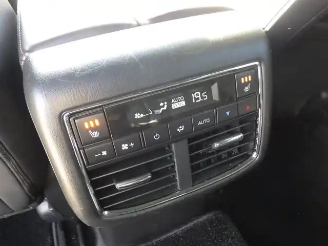 マツダ ＣＸ－８ XD プロアクティブ Sパッケージ 千葉県 2020(令2)年 3.3万km ソウルレッドクリスタルM 225/55R19/マツダコネクト8インチナビ/・AM/FM/CD/DVD/フルセグTV/・Bluetooth/AppleCarPlay/AndroidAuto/360度ビューモニター/ブラック本革シート/・前席パワーシート/シートヒーター/シートベンチレーション/・2列目左右シートヒーター/ステアリングヒーター/アドバンスドスマートシティブレーキサポート/スマートブレーキサポート/レーンキープアシストシステム/レーダークルーズコントロール/ブラインドスポットモニタリング/アダプティブLEDヘッドランプ/前後ドライブレコーダー/ルーフレール