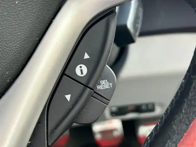ホンダ ＣＲ－Ｚ α 奈良県 2011(平23)年 11.1万km プレミアムホワイトパール 純正ナビ/(AM/FM/HDD/iPod/USB/ワンセグTV）/バックカメラ/クルーズコントロール/ビルトインETC/オートライト/革巻きステアリング/ステアリングスイッチ/横滑り防止装置/電格ウインカーミラー/フロアマット