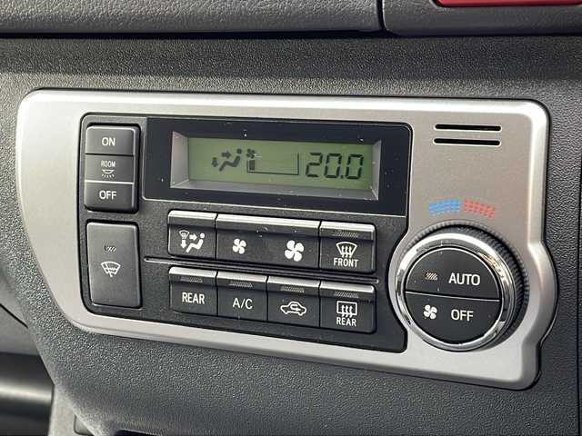 トヨタ ハイエース ファインテックツアラー 山形県 2023(令5)年 0.4万km ホワイトパールクリスタルシャイン 禁煙車/寒冷地仕様/モデリスタフロントエアロ/TRD15インチアルミホイール/EAGLE＃１ホワイトレタータイヤ/Toyota Safety Sense /・プリクラッシュセーフティ/・レーンディパーチャーアラート/・オートマチックハイビーム/パノラミックビューモニター/クリアランスソナー/純正ナビ(CD.DVD.BT)/フルセグ/デジタルインナーミラー/片側パワースライドドア/ビルトインETC2.0/純正ドライブレコーダー/AC１００V/２・３列目オットマン/LEDヘッドライト/LEDフォグ/純正エンジンスターター/スマートキーｘ２/プッシュスタート