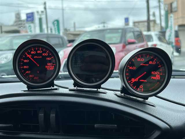 トヨタ ８６ G 福岡県 2019(令1)年 10.9万km クリスタルホワイトパール GTウィング/フルエアロ/Defiメーター/A’PEXi製ターボ/BLITZ製オイルフィルター/ROSSOMODELLO製マフラー/ITARU製ホイール/盗難防止装置/横滑り防止装置/純正ナビ/Bluetooth/フルセグTV/ipod/USB/ETC2.0/アルカンターラ/社外フロアマット/衝突被害軽減ブレーキ