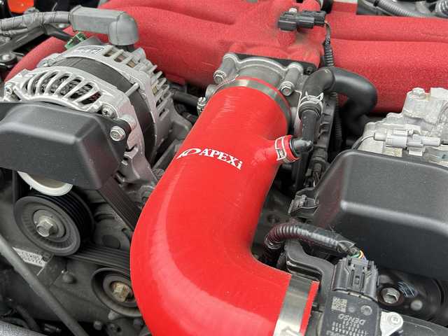 トヨタ ８６ G 福岡県 2019(令1)年 10.9万km クリスタルホワイトパール GTウィング/フルエアロ/Defiメーター/A’PEXi製ターボ/BLITZ製オイルフィルター/ROSSOMODELLO製マフラー/ITARU製ホイール/盗難防止装置/横滑り防止装置/純正ナビ/Bluetooth/フルセグTV/ipod/USB/ETC2.0/アルカンターラ/社外フロアマット/衝突被害軽減ブレーキ