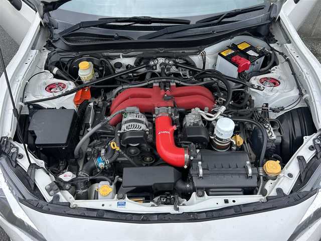 トヨタ ８６ G 福岡県 2019(令1)年 10.9万km クリスタルホワイトパール GTウィング/フルエアロ/Defiメーター/A’PEXi製ターボ/BLITZ製オイルフィルター/ROSSOMODELLO製マフラー/ITARU製ホイール/盗難防止装置/横滑り防止装置/純正ナビ/Bluetooth/フルセグTV/ipod/USB/ETC2.0/アルカンターラ/社外フロアマット/衝突被害軽減ブレーキ