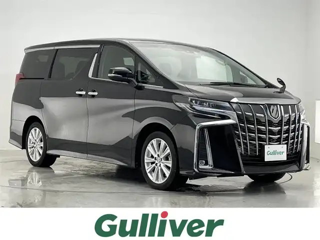 トヨタ アルファード S 滋賀県 2022(令4)年 3.3万km ブラック アルパイン製ナビ/フルセグTV・Bluetooth・HDMI・USB/アルパイン製フリップダウンモニター/デジタルインナーミラー/ドライブレコーダー/ETC/両側パワースライド/電動パーキングブレーキ/追従クルーズコントロール/後部座席オットマン/横滑り防止機能/車線逸脱警報機能/オートハイビーム/ステアリングリモコン/革巻きステアリング/オートエアコン/純正18インチアルミホイール