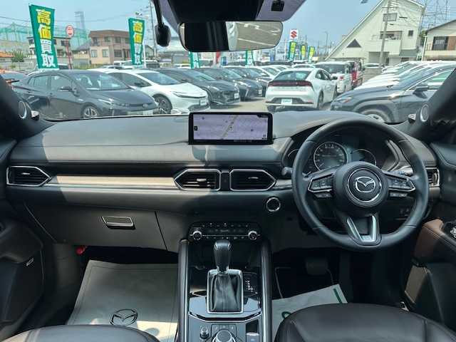 マツダ ＣＸ－５ 大阪府 2022(令4)年 2.9万km スノーフレイクホワイトパールマイカ 純正12インチSDナビ（Bluetooth接続/USB接続）/全方位カメラ/バックカメラ/BSM/衝突被害軽減システム/レーンキープアシスト/横滑り防止装置/ダウンヒルアシストコントロール/コーナーセンサー（前後）/シートヒーター（D/N席）/エアシーター（D/N席）/ETC/純正ドライブレコーダー（C9K7 V6 580）/ステアリングヒーター/ターボ/ルーフレール/純正AW（19インチ）/純正フロアマット/純正LEＤライト/純正DVDプレイヤー/スペアキー/取扱説明書