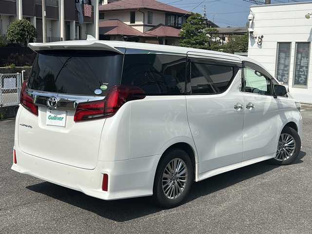 トヨタ アルファード S 愛知県 2019(平31)年 5.1万km ホワイトパールクリスタルシャイン /禁煙車/８人乗り//純正９インチナビ・フルセグTV//純正フリップダウンモニター//ビルトインETC//バックカメラ//前後ドライブレコーダー//両側パワスラ//LEDオートライト//セーフティセンス//プリクラッシュセーフティ//レーントレーシングアシスト//アダプティブハイビームシステム//オートマチックハイビーム//ロードサインアシスト//パーキングサポートブレーキ//レーダークルーズコントロール//先行車発進告知機能//ステアスイッチ//電動格納ミラーウインカー//ドアバイザー/フロアマット//新車保証書/取扱説明書//スペアキー