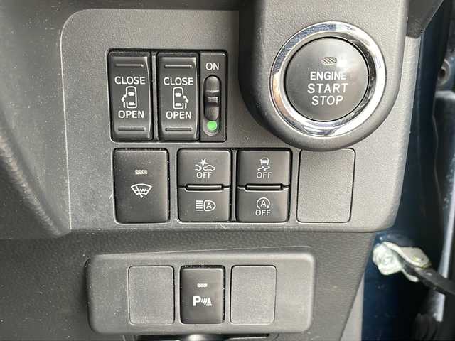 トヨタ ルーミー カスタムG 福井県 2019(令1)年 3.1万km レーザーブルークリスタルシャイン ・４WD/・禁煙車/・寒冷地仕様/・ワンオーナー/・純正SDナビ/BT/CD/DVD/SD/フルセグ/・両側電動スライドドア/・前席シートヒーター/・バックカメラ/・前後コーナーセンサー/・前後ドライブレコーダー/・誤発進抑制機能/・車線逸脱警報機能/・クルーズコントロール/・オートマチックハイビーム/・オートライト/・リアヒーター/・ワイパーデアイサー/・電格ミラー/・プッシュスタート/・シートバックテーブル/・スペアキー1本/・保証書