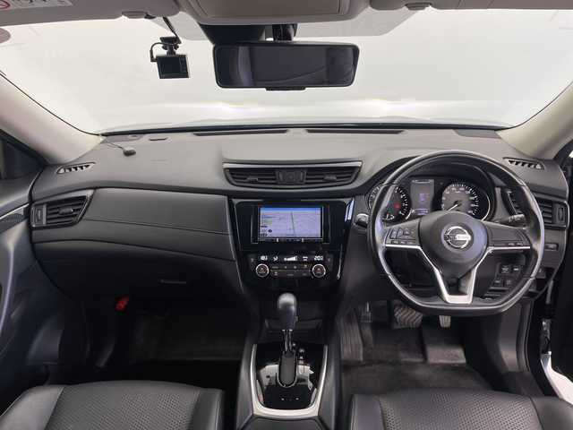 日産 エクストレイル 20X 愛知県 2018(平30)年 6.3万km ダイヤモンドブラック 社外ナビ（AVIC-RZ711）/・フルセグ/・Ｂｌｕｅｔｏｏｔｈ接続/・ＣＤ／ＤＶＤ再生/アラウンドビューモニター/アルパイン製後席モニター/ＥＴＣ/インテリジェントルームミラー/前方ドライブレコーダー/前後コーナーセンサー/エマージェンシーブレーキ/レーンキープアシスト/LEDオートライト/カブロンシート/ドアミラーヒーター/ステアリングヒーター