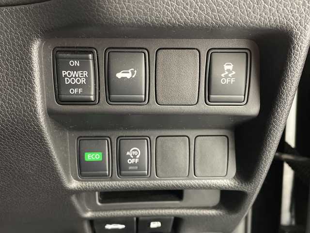 日産 エクストレイル 20X 愛知県 2018(平30)年 6.3万km ダイヤモンドブラック 社外ナビ（AVIC-RZ711）/・フルセグ/・Ｂｌｕｅｔｏｏｔｈ接続/・ＣＤ／ＤＶＤ再生/アラウンドビューモニター/アルパイン製後席モニター/ＥＴＣ/インテリジェントルームミラー/前方ドライブレコーダー/前後コーナーセンサー/エマージェンシーブレーキ/レーンキープアシスト/LEDオートライト/カブロンシート/ドアミラーヒーター/ステアリングヒーター