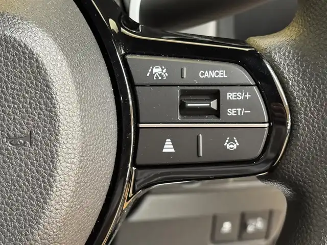 ホンダ Ｎ ＢＯＸ カスタム 群馬県 2024(令6)年 1.1万km プラチナホワイトパール ホンダセンシング/純正8インチメモリナビ/　　BT/フルセグ/USB/iPod/バックカメラ/片側パワースライドドア/レーダークルーズコントロール/LEDオートライト/オートハイビーム/前席シートヒーター/純正14インチAW/コーナーセンサー/前後ドライブレコーダー/レーンアシスト/オートブレーキホールド/ステアリングスイッチ/オートリトラクタブルミラー/横滑り防止装置/サイド・カーテンエアバッグ/スマートキー×2