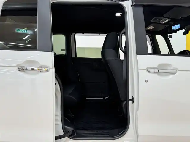 ホンダ Ｎ ＢＯＸ カスタム 群馬県 2024(令6)年 1.1万km プラチナホワイトパール ホンダセンシング/純正8インチメモリナビ/　　BT/フルセグ/USB/iPod/バックカメラ/片側パワースライドドア/レーダークルーズコントロール/LEDオートライト/オートハイビーム/前席シートヒーター/純正14インチAW/コーナーセンサー/前後ドライブレコーダー/レーンアシスト/オートブレーキホールド/ステアリングスイッチ/オートリトラクタブルミラー/横滑り防止装置/サイド・カーテンエアバッグ/スマートキー×2