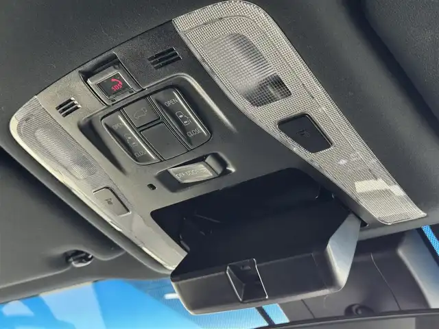 トヨタ ヴェルファイア Z ゴールデンアイズ 福岡県 2020(令2)年 7.1万km ホワイトパールクリスタルシャイン 純正１０．５型ＤＡ　/後席モニター　/両側電動スライドドア　/セーフティセンス　/ＰＫＳＢ　/バックカメラ　/レーダークルコン　/クリアランスソナー　/電動リアゲート　/ドラレコ　/ＥＴＣ　/純正１８インチＡＷ　/３眼ＬＥＤ