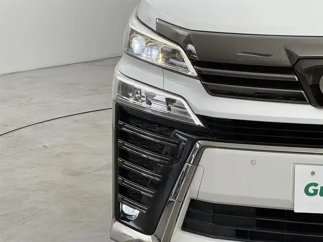 トヨタ ヴェルファイア Z ゴールデンアイズ 福岡県 2020(令2)年 7.1万km ホワイトパールクリスタルシャイン 純正１０．５型ＤＡ　/後席モニター　/両側電動スライドドア　/セーフティセンス　/ＰＫＳＢ　/バックカメラ　/レーダークルコン　/クリアランスソナー　/電動リアゲート　/ドラレコ　/ＥＴＣ　/純正１８インチＡＷ　/３眼ＬＥＤ