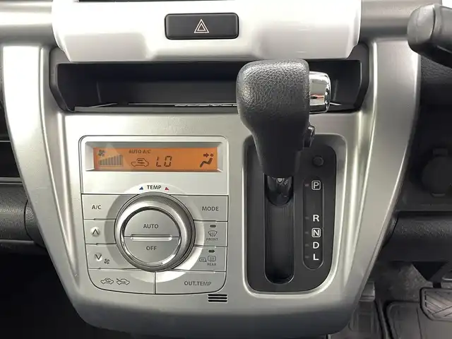 スズキ ハスラー G 熊本県 2016(平28)年 4.2万km フェニックスレッドパール/ブルーイッシュブラックパール 純正ナビKXM-E501W（ＣＤ・ＤＶＤ・フルセグ・ＢＴ）/前席シートヒーター　/レーダーブレーキサポート/衝突軽減ブレーキ　/横滑り防止　/アイドリングストップ　/電動格納ミラー　/純正フロアマット　/プッシュスタート/スマートキー　/スペアキー１本　/取扱説明書