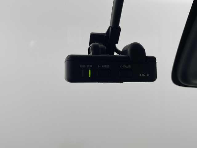 日産 デイズ ルークス ハイウェイスター Gターボ 埼玉県 2019(令1)年 1.9万km ホワイトパール 純正ナビ（MM318D-W）/（Ｂｌｕｅｔｏｏｔｈ・ＣＤ・ＤＶＤ・ＡＭ・ＦＭ）/前方ドライブレコーダー　/全方位カメラ/ＥＴＣ/両側パワースライドドア/クルーズコントロール/アラウンドビューモニター/ロールサンシェード/前後コーナーセンサー/レーンキープアシスト/横滑り防止装置/衝突軽減ブレーキ/LEDヘッドライト/オートハイビーム/純正アルミホイール/純正フロアマット/スマートキー