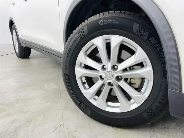 日産 エクストレイル 20X エマージェンシーブレーキ 福島県 2014(平26)年 7.5万km ブリリアントホワイトパール エマージェンシーブレーキ/・衝突被害軽減ブレーキシステム/・踏み間違い衝突防止アシスト/・車線逸脱警報/・インテリジェントパーキングアシスト/・進入禁止標識検知/・ふらつき警報/純正SDナビ/・型式：MP313D-W/・フルセグTV/Bluetooth/USB/AM・FM/CD/DVD/・バックカメラ/・ ETC/前席シートヒーター/プッシュスタート/・スマートキー/ハロゲンライト/・オートライト  /純正フロアマット/サイドバイザー