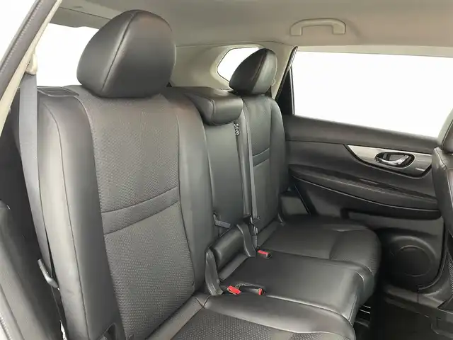 日産 エクストレイル 20X エマージェンシーブレーキ 福島県 2014(平26)年 7.5万km ブリリアントホワイトパール エマージェンシーブレーキ/・衝突被害軽減ブレーキシステム/・踏み間違い衝突防止アシスト/・車線逸脱警報/・インテリジェントパーキングアシスト/・進入禁止標識検知/・ふらつき警報/純正SDナビ/・型式：MP313D-W/・フルセグTV/Bluetooth/USB/AM・FM/CD/DVD/・バックカメラ/・ ETC/前席シートヒーター/プッシュスタート/・スマートキー/ハロゲンライト/・オートライト  /純正フロアマット/サイドバイザー