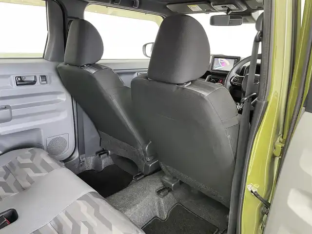 ダイハツ タフト X 愛知県 2021(令3)年 1.8万km フォレストカーキメタリック /禁煙車//純正ナビ【NMZK-W71D】//バックカメラ//フルセグTV・Bluetooth・CD・DVD//スカイフィールトップ(シェード付き)//スマートアシスト//衝突回避支援ブレーキ//衝突警報//ブレーキ制御付誤発進抑制(前方・後方)//車線逸脱抑制//車線逸脱警報//路側逸脱警報//ふらつき警報//先行車発進お知らせ//オートハイビーム//サイドビューランプ//コーナーセンサー//横滑り防止//トラクションコントロール//ヒルスタートアシスト//フルファブリックシート//フロントセパレートシート//プッシュスタート//キーフリーシステム//電子パーキングブレーキ//ブレーキホールド//フロアマット//ISOFIX//イモビライザー//セキュリティアラーム//寒冷地仕様//スペアキー1本//新車保証書・取扱説明書