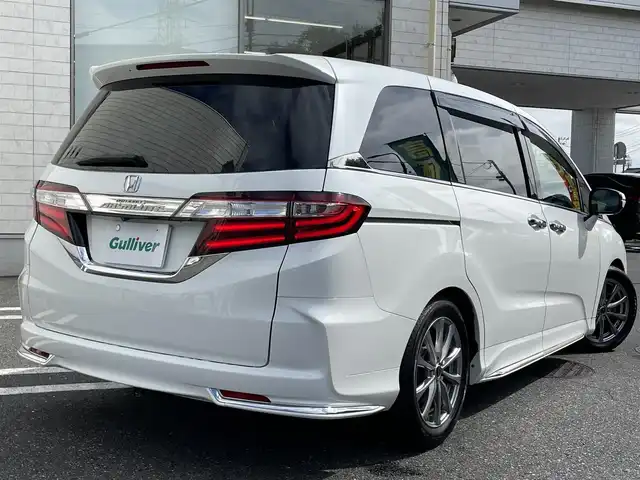 ホンダ オデッセイ アブソルート 埼玉県 2014(平26)年 9.9万km ホワイトオーキッドパール 純正エアロ/ハーフレザーシート/エマージェンシーストップシグナル/シティブレーキアクティブシステム/誤発進抑制機能/クルーズコントロール/社外メモリーナビ/【AVIC-RZ712】/DTV/DVD/BT/USB/SD/AUX/HDMI/iPod/社外フリップダウンモニター/【TVM-FW1000】/両側パワースライドドア/バックカメラ/社外17インチAW/社外車高調/アイドリングストップ/パドルシフト/LEDアウターウェルカムライト/社外ドライブレコーダー前後/【VREC-DH301D】/ドアバイザー/LEDヘッドライト/フォグライト/ビルトインETC/プッシュスタート/スマートキー
