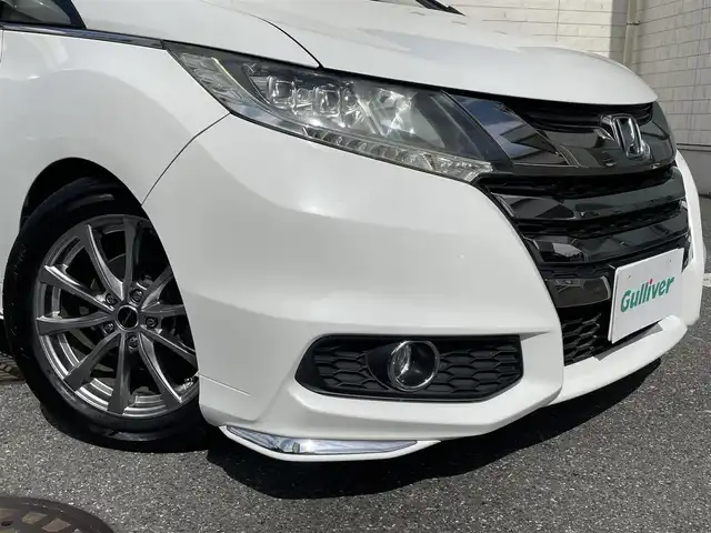 ホンダ オデッセイ アブソルート 埼玉県 2014(平26)年 9.9万km ホワイトオーキッドパール 純正エアロ/ハーフレザーシート/エマージェンシーストップシグナル/シティブレーキアクティブシステム/誤発進抑制機能/クルーズコントロール/社外メモリーナビ/【AVIC-RZ712】/DTV/DVD/BT/USB/SD/AUX/HDMI/iPod/社外フリップダウンモニター/【TVM-FW1000】/両側パワースライドドア/バックカメラ/社外17インチAW/社外車高調/アイドリングストップ/パドルシフト/LEDアウターウェルカムライト/社外ドライブレコーダー前後/【VREC-DH301D】/ドアバイザー/LEDヘッドライト/フォグライト/ビルトインETC/プッシュスタート/スマートキー