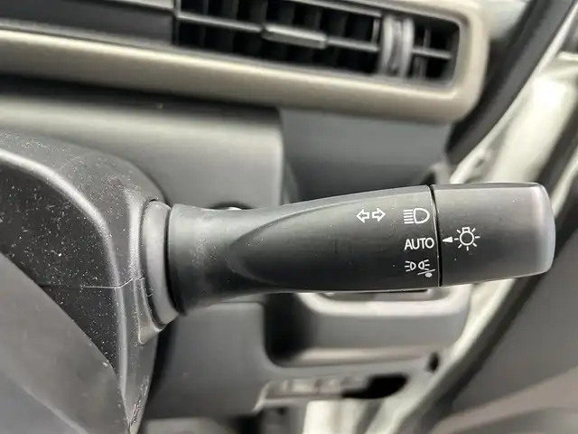 スズキ ワゴンＲ HYBRID FX 鹿児島県 2022(令4)年 1.2万km ピュアホワイトP 禁煙車/スズキセーフティサポート/　・衝突被害軽減ブレーキ/　・誤発進抑制機能/　・車線逸脱抑制機能/　・標識認識機能/　・先行車・信号検知機能/運転席シートヒーター/オーディオ/フロアマット/プッシュスタート/アイドリングストップ/スマートキー