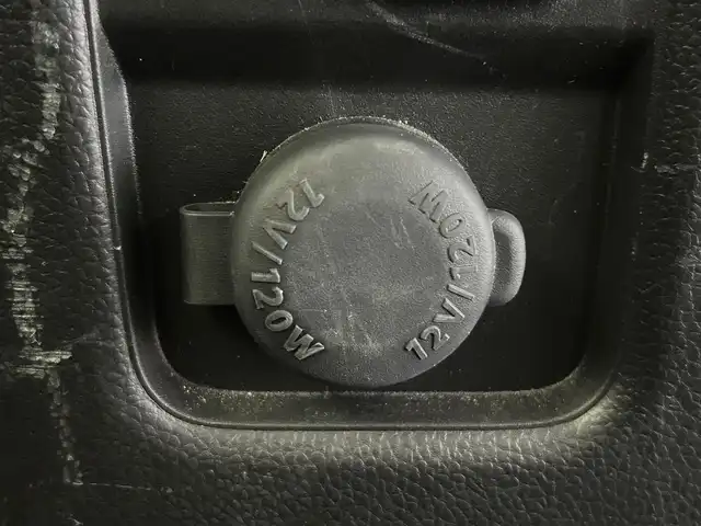 スズキ ワゴンＲ HYBRID FX 鹿児島県 2022(令4)年 1.2万km ピュアホワイトP 禁煙車/スズキセーフティサポート/　・衝突被害軽減ブレーキ/　・誤発進抑制機能/　・車線逸脱抑制機能/　・標識認識機能/　・先行車・信号検知機能/運転席シートヒーター/オーディオ/フロアマット/プッシュスタート/アイドリングストップ/スマートキー