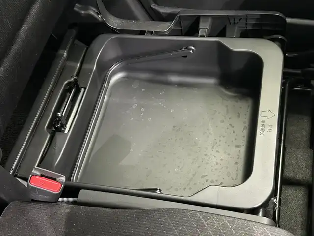 スズキ ワゴンＲ HYBRID FX 鹿児島県 2022(令4)年 1.2万km ピュアホワイトP 禁煙車/スズキセーフティサポート/　・衝突被害軽減ブレーキ/　・誤発進抑制機能/　・車線逸脱抑制機能/　・標識認識機能/　・先行車・信号検知機能/運転席シートヒーター/オーディオ/フロアマット/プッシュスタート/アイドリングストップ/スマートキー