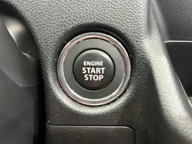 スズキ ワゴンＲ HYBRID FX 鹿児島県 2022(令4)年 1.2万km ピュアホワイトP 禁煙車/スズキセーフティサポート/　・衝突被害軽減ブレーキ/　・誤発進抑制機能/　・車線逸脱抑制機能/　・標識認識機能/　・先行車・信号検知機能/運転席シートヒーター/オーディオ/フロアマット/プッシュスタート/アイドリングストップ/スマートキー