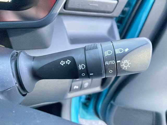 トヨタ ライズ Z 香川県 2020(令2)年 3.3万km ブラックマイカメタリック/ターコイズブルーマイカメタリック 純正9インチナビ（ワンセグTV/CD/DVD再生/BT）/パノラミックビューモニター/ドライブレコーダー/ブラインドスポットモニター/コーナーセンサー/シートヒーター/ETC2.0