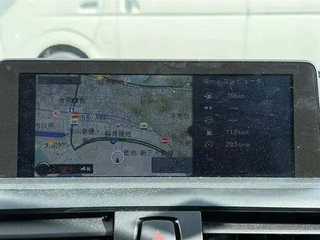 ＢＭＷ １１６ｉ ファッショニスタ 千葉県 2013(平25)年 5.4万km 白 純正８インチナビ/バックカメラ/ＢＬＵＥＴＯＯＴＨ/レザーシート/前席シートヒーター/社外フロアマット/純正アルミホイール/ＡＢＳ/オートライト/衝突軽減ブレーキ/前後コーナーセンサー/ＥＴＣ