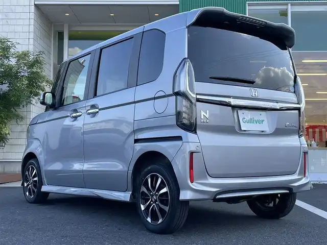 ホンダ Ｎ ＢＯＸ G L ホンダセンシング 岡山県 2019(令1)年 5.5万km ルナシルバーM 社外メモリナビ　AVIC-RZ402/Bluetooth、CD、DVD、AM、FM、AUX/バックカメラ/ETC/前席シートヒーター/片側パワースライドドア/USB充電ポート/オートライト/レーダークルーズコントロール/ホンダセンシング/ロールサンシェード/スマートキー/プッシュスタート