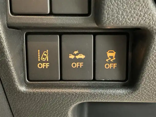 スズキ スペーシア ギア マイスタイル 鹿児島県 2023(令5)年 2.7万km オフブルーメタリック/ホワイト2トーン 純正ナビ/(フルセグTV/Bluetooth/DVD/CD)/全方位モニター/ヘッドアップディスプレイ/スズキセーフティサポート/　・デュアルカメラブレーキサポート/　・誤発進抑制機能/　・車線逸脱抑制機能/　・ふらつき警報機能/　・先行車発進お知らせ機能/　・アダプティブクルーズコントロール/　・標識認識機能/　・ハイビームアシスト/前席シートヒーター/両側パワースライドドア/ロールサンシェード/前後ドライブレコーダー/ETC/純正ドアバイザー/LEDヘッドライト/フォグランプ