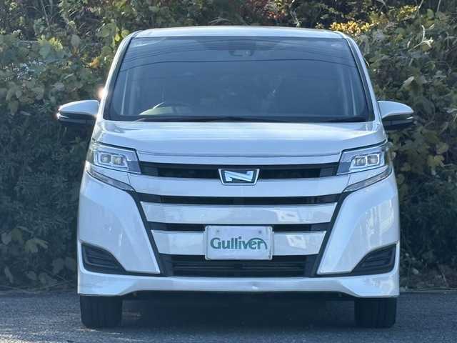 トヨタ ノア X 大分県 2020(令2)年 4.5万km ホワイトパールクリスタルシャイン 両側パワースライドドア /純正メモリーナビ/地デジ/Bluetooth/バックカメラ/クルーズコントロール/純正LEDヘッドライト/オートハイビームシステム/ビルトインETC/レーンキープアシスト/トヨタセーフティセンス/ドライブレコーダー/スマートキー/エンジンプッシュスタート