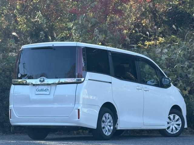 トヨタ ノア X 大分県 2020(令2)年 4.5万km ホワイトパールクリスタルシャイン 両側パワースライドドア /純正メモリーナビ/地デジ/Bluetooth/バックカメラ/クルーズコントロール/純正LEDヘッドライト/オートハイビームシステム/ビルトインETC/レーンキープアシスト/トヨタセーフティセンス/ドライブレコーダー/スマートキー/エンジンプッシュスタート