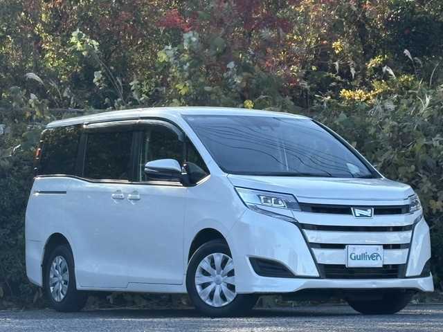 トヨタ ノア X 大分県 2020(令2)年 4.5万km ホワイトパールクリスタルシャイン 両側パワースライドドア /純正メモリーナビ/地デジ/Bluetooth/バックカメラ/クルーズコントロール/純正LEDヘッドライト/オートハイビームシステム/ビルトインETC/レーンキープアシスト/トヨタセーフティセンス/ドライブレコーダー/スマートキー/エンジンプッシュスタート