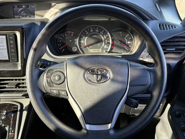 トヨタ ノア X 大分県 2020(令2)年 4.5万km ホワイトパールクリスタルシャイン 両側パワースライドドア /純正メモリーナビ/地デジ/Bluetooth/バックカメラ/クルーズコントロール/純正LEDヘッドライト/オートハイビームシステム/ビルトインETC/レーンキープアシスト/トヨタセーフティセンス/ドライブレコーダー/スマートキー/エンジンプッシュスタート